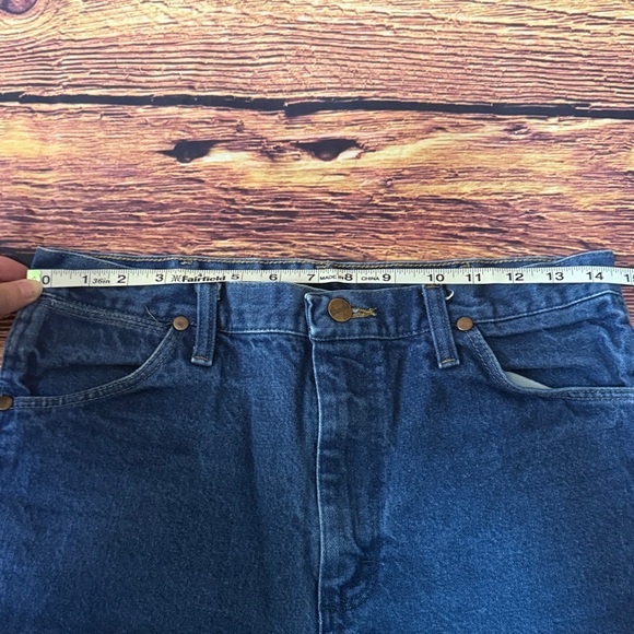 Wrangler Indigo Denim Jean Shorts - Picture 4 of 4